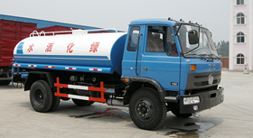 东风145洒水车